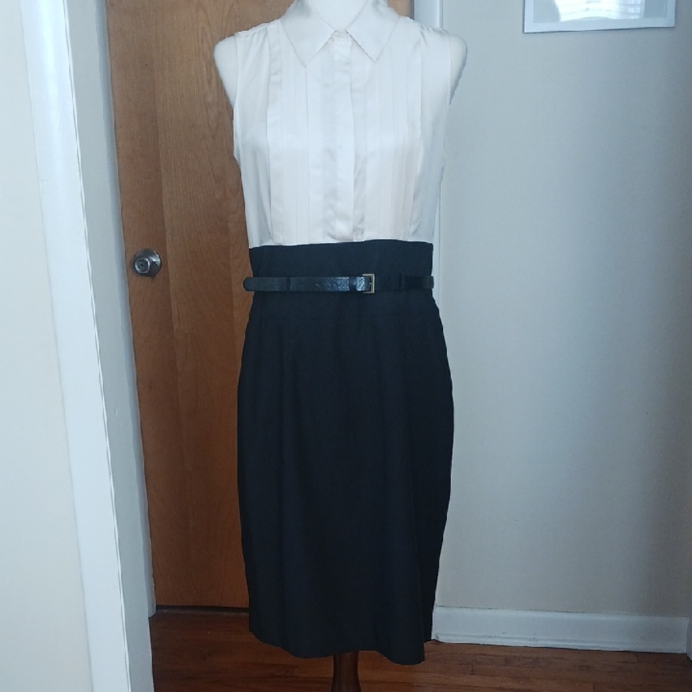 Saks Fifth Avenue Sleeveless Dress Collared Tuxedo Pleats Cream Black 10
